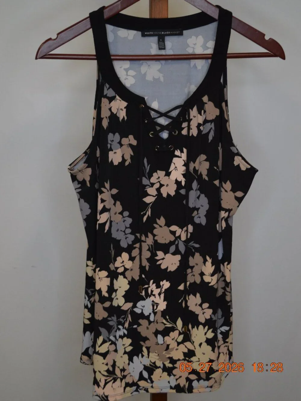 White House Black Market Women’s Large Black Cream Floral Sleeveless Blouse